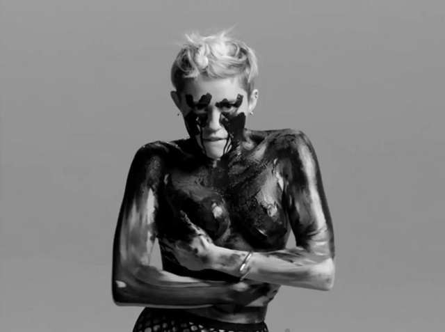 „Porn Film Festival”. Miley Cyrus, vedetă într-un film XXX 2 article_425191_2.jpg