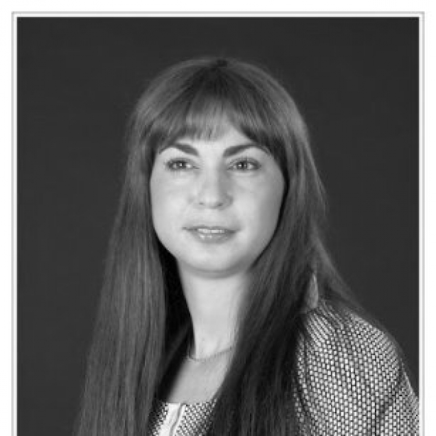 UAU. Ea a fost prima iubită a lui Adi Mutu!!! Cu ce se ocupă acum?... 2 article_429783_2.jpg