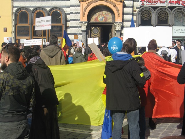 BRAȘOV. Marșul pentru Viaţă i-a deranjat pe unii 20 article_429807_3.jpg