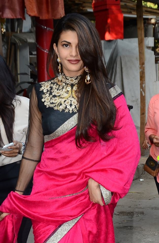 CA LA BOLLYWOOD. Cu ea a „înlocuit-o” Salman Khan pe Iulia Vântur!!! 3 article_429985_3.jpg
