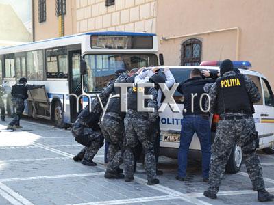 Ziua Poliției Române, aniversată în Piața Sfatului 2 article_430262_2.jpg