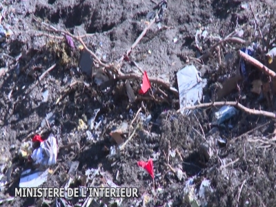 Imagini OFICIALE de la tragedia aviatică în care au murit 150 de oameni 2 article_430420_2.jpg
