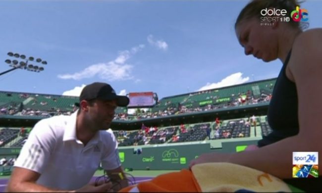 MIAMI. Se desparte Halep de antrenor?! Imagine sugestivă... 2 article_430599_2.jpg
