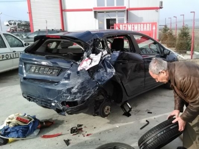 UPDATE. Cisternă cu motorină, răsturnată după ce a lovit un autoturism 2 article_430752_2.jpg