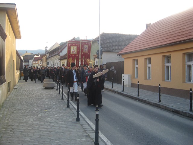 BRAȘOV. „Un mod tainic de întâlnire cu Dumnezeu” 10 article_431541_12.jpg
