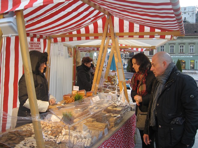 BRAȘOV. Sunteţi așteptaţi în „Grădina germană” 18 article_431544_18.jpg