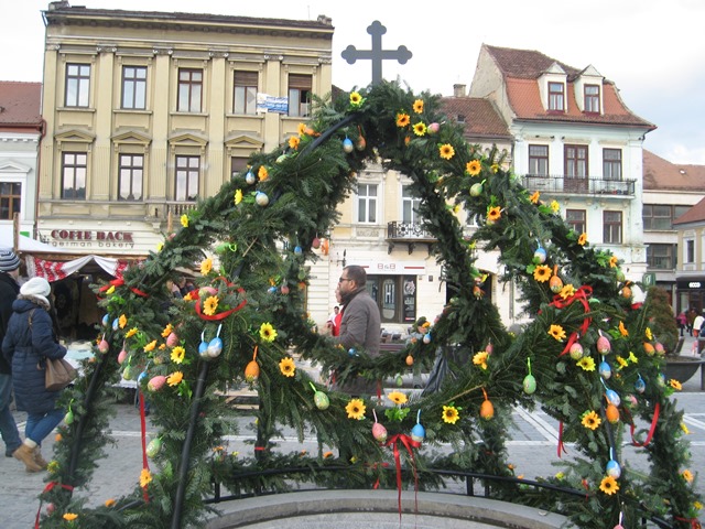 BRAȘOV. Sunteţi așteptaţi în „Grădina germană” 8 article_431544_26.jpg