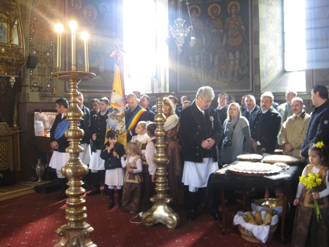 BRAȘOV. Parastas cu mustrări pentru junii în haine „nemțești” 11 article_431653_2.jpg