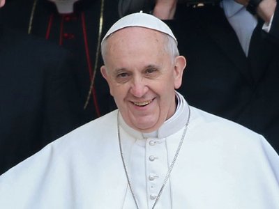 Un iPad al Papei Francisc, vândut cu 30.500 de dolari 3 article_432721_3.jpg