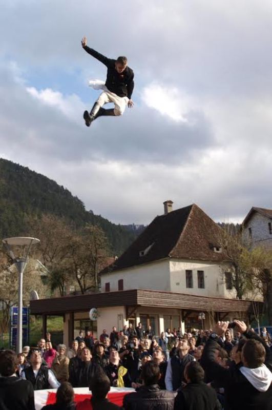 BRAȘOV. Probă de inițiere deosebit de spectaculoasă 2 article_432854_2.jpg
