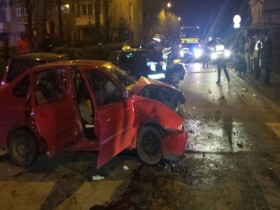 Update BRAȘOV. Accident cu 6 victime, printre care o femeie însărcinată (FOTO) 2 article_433294_2.jpg