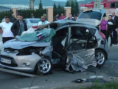 Update. 5 victime în accidentul în care a murit o creatoare de modă! - Foto 2 article_434206_2.jpg