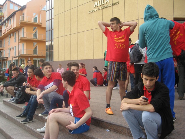 BRAȘOV. Studenții au alergat cot la cot cu profesorii 2 article_434510_10.jpg