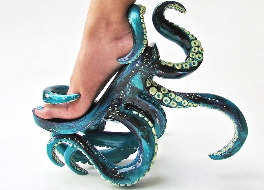 DEMENŢIALI! Cei mai ciudaţi PANTOFI. Galerie foto 2 pantof1_3.jpg