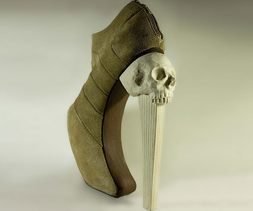 DEMENŢIALI! Cei mai ciudaţi PANTOFI. Galerie foto 3 pantof2_2.jpg