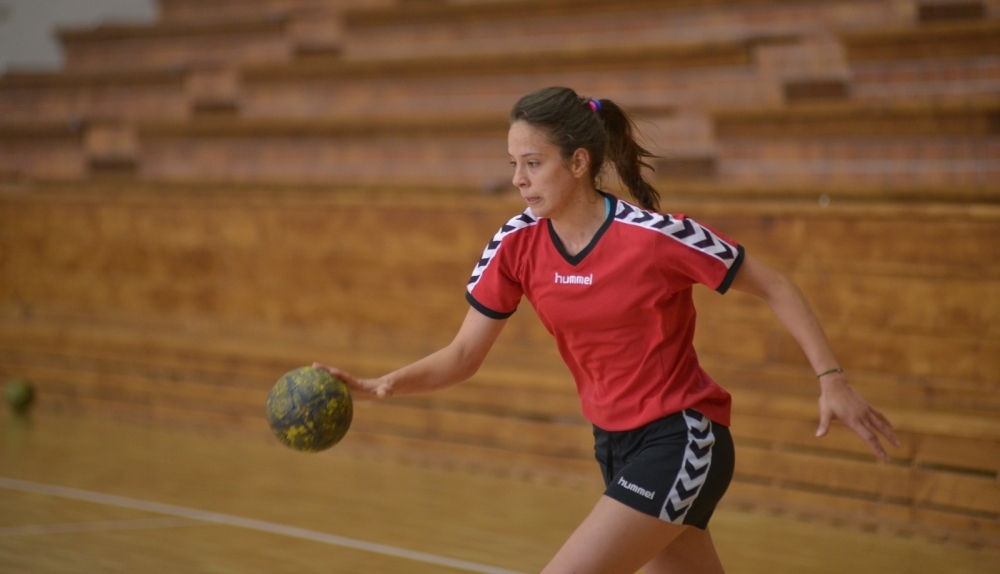 BRAȘOV. Junioarele de la Corona așteaptă cu nerăbdare debutul în Liga Națională 3 sorinatirca-jpg2.jpg