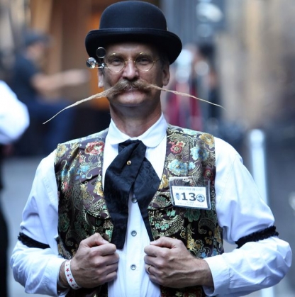 Femei cu barbă, în competiţie cu bărbaţii! Galerie foto! 4 barbi3_191646.jpg