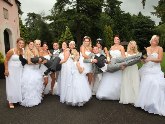 gay-wedding-dresses-bridesmaids-ben-derii-rogers-wood-10_192