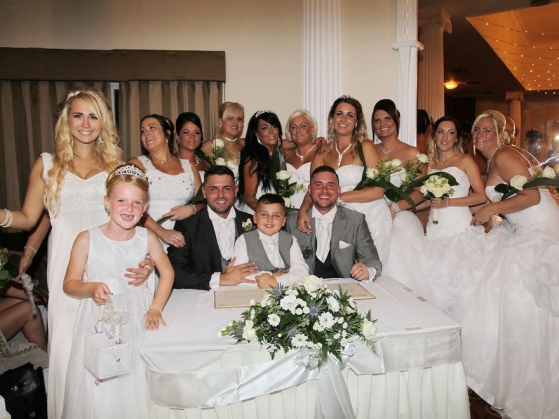 gay-wedding-dresses-bridesmaids-ben-derii-rogers-wood-11_192