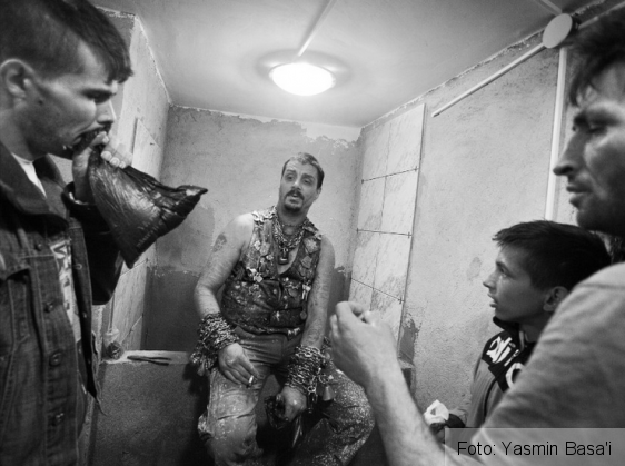 CNN despre România: „Condiții de viață în subteranul Capitalei României” - Galerie foto 4 CNN 4_193174.png