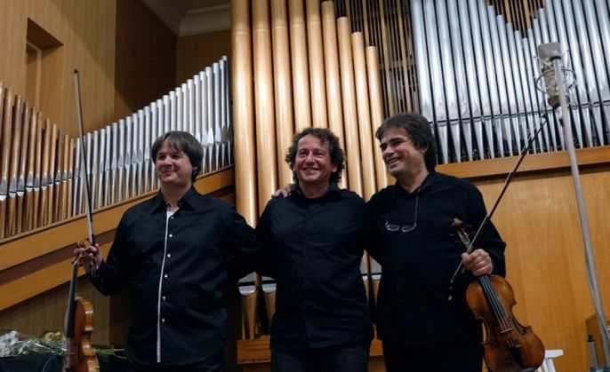 BRAȘOV. Stradivarius vs Guarneri, la Sala „Patria” 3 Duelul Viorilor 2015_Chisinau_1_195075.jpg