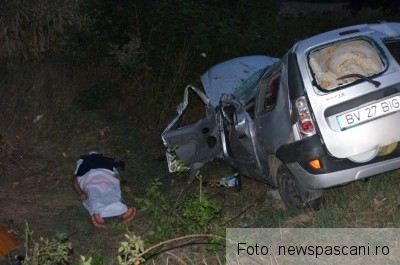 Un tânăr din BRAŞOV şi-a găsit sfârşitul într-un accident rutier produs în Iaşi!!! (FOTO) 2 accident iasi 2_193380.jpg