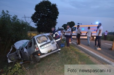 Un tânăr din BRAŞOV şi-a găsit sfârşitul într-un accident rutier produs în Iaşi!!! (FOTO) 3 accident iasi 3_193382.jpg