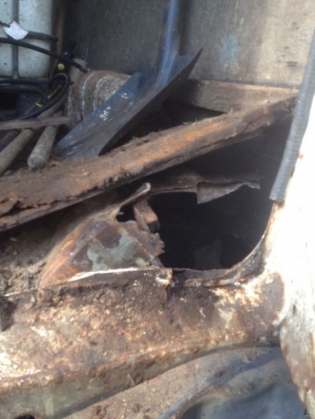 masina bantuita2_193810.jpg