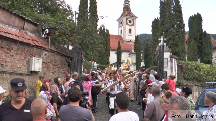 procesiune icoana Sf. Maria (2)_193315.jpg