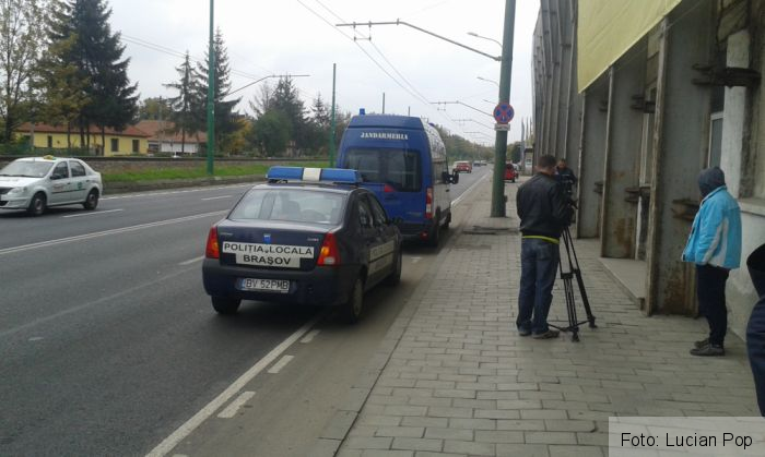BRAȘOV. Vestiarul „stegarilor”, spart de hoți în repriza a doua a meciului cu CS Mioveni 2 3_196751.jpg