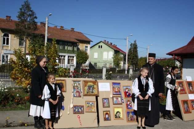 expozitie icoane sticla Victoria_197016.JPG