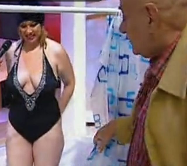 ȘOC. Oana Lis s-a DEZBRĂCAT în direct!!! Cum arată... 2 lis_2.jpg