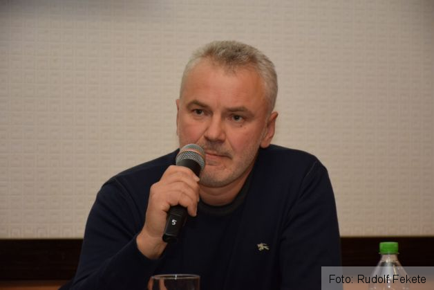 Junii Brasovului conferinta presa nov 18_199407.JPG