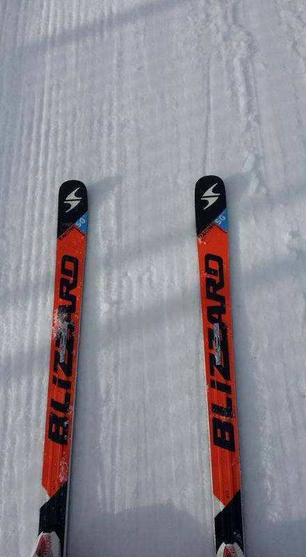 Achiriloaie a primit schiuri noi!!! Antrenamente „la sânge”!!! 2 achiriloaie1.jpg