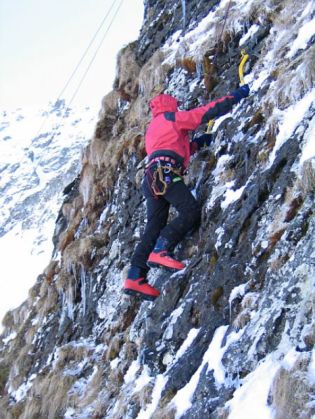 alpinisti Marius Gane_Escalada stanca si gheata_198130.jpg