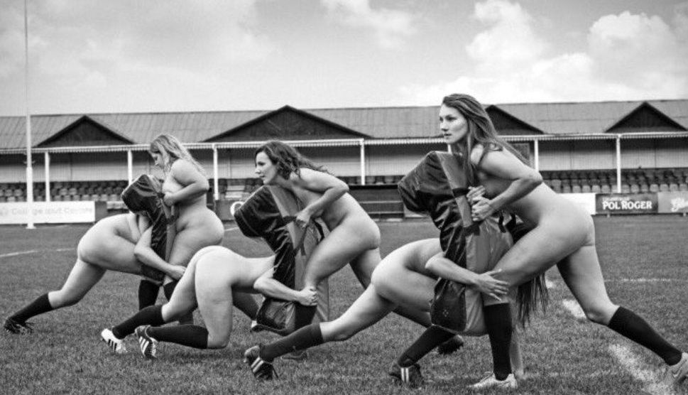 Rugby feminin în PIELEA GOALĂ!!! Poze... 2 rugby_5.jpg