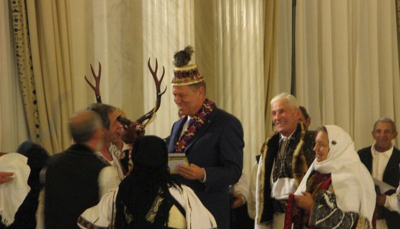 Tezaurele Umane Vii din BRAȘOV și-au primit diplomele după doi ani 3 tezaureumanevii3.jpg