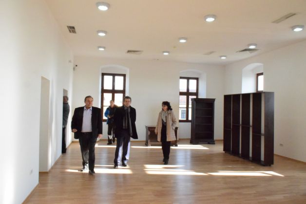 Codlea conferinta presa 4 dec 69_200035.JPG