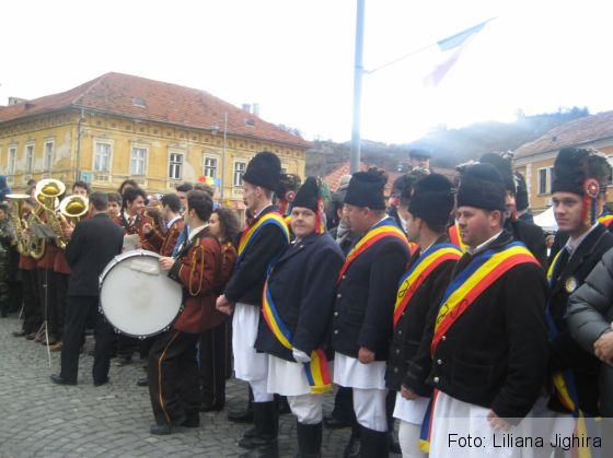 Piata Unirii 1 Decembrie13_199666.JPG