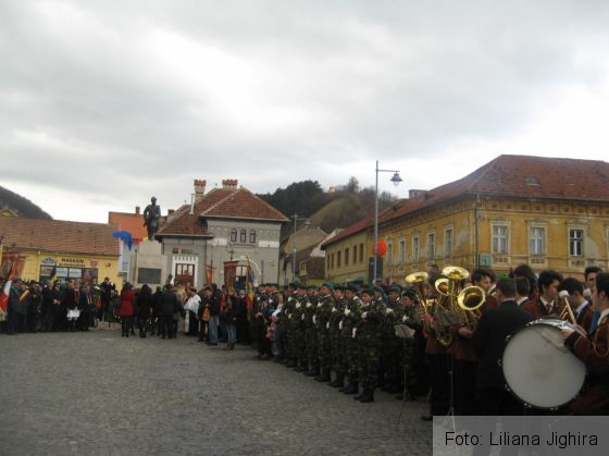Piata Unirii 1 Decembrie17_199667.JPG