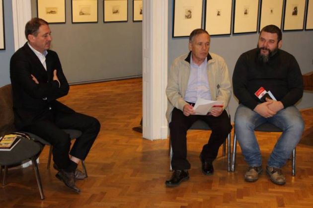 masa rotunda muzeu2_201429.jpg