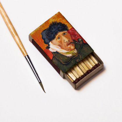 van-gogh-paintings-on-matchboxes-2__700_199619.jpg
