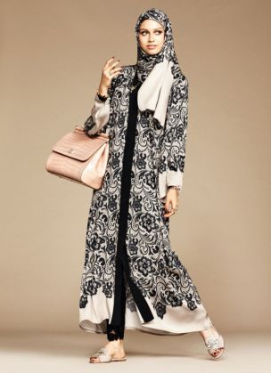dolce-gabbana-hijab-abaya-collection-19_202051.jpg