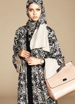 dolce-gabbana-hijab-abaya-collection-23_202054.jpg