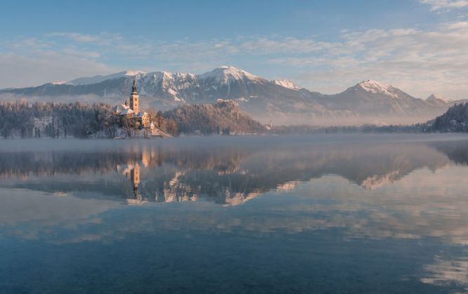 i-photographed-lake-bled-on-a-fairytale-winter-morning-10__8