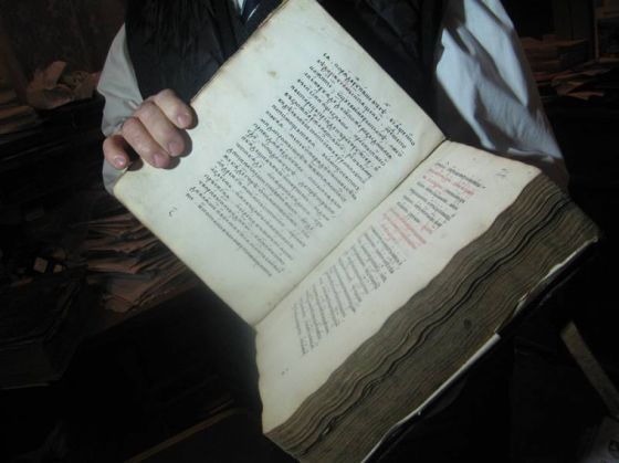 Casa Barac carte prof Oltean_205353.JPG