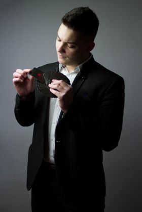 magicianul robert2_204871.jpg