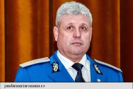 Cine va conduce Jandarmeria Română, în următoarele şase luni 2 sefjandarmi.jpg