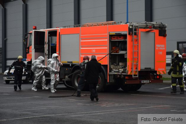 ISUaplicatiegara martie03_207912.JPG