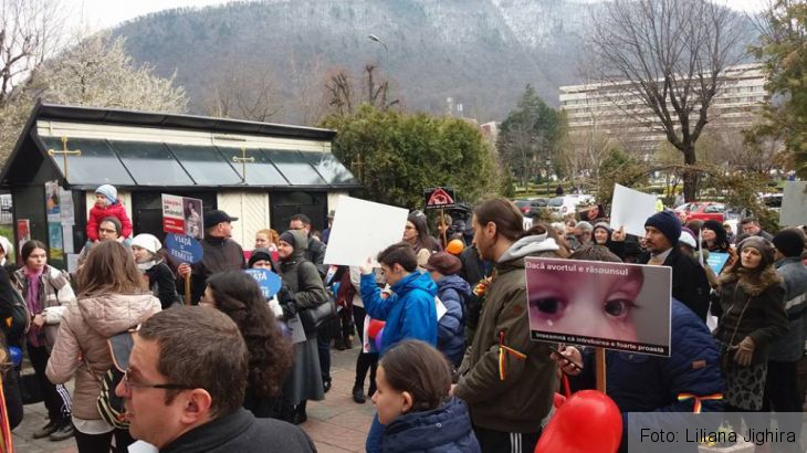 BRAȘOV. „Marșul pentru viață” a adunat mai puțini participanți 9 Marsul vietii5_208261.jpg